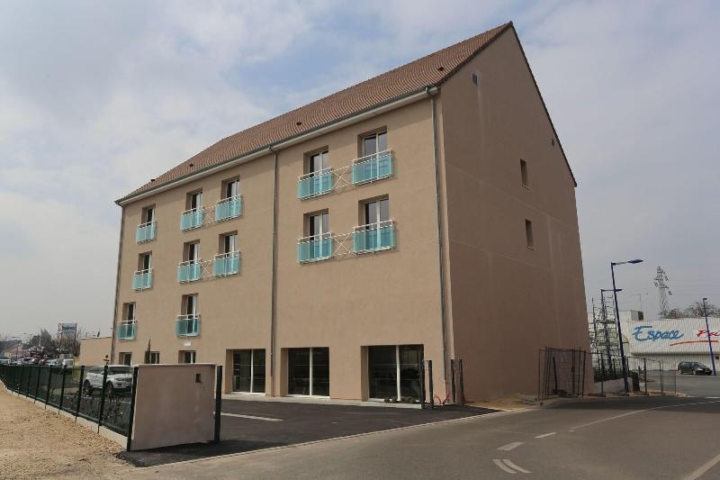 Le Konine - Hotel & Bar & Restaurant Montceau-les-Mines Exteriér fotografie